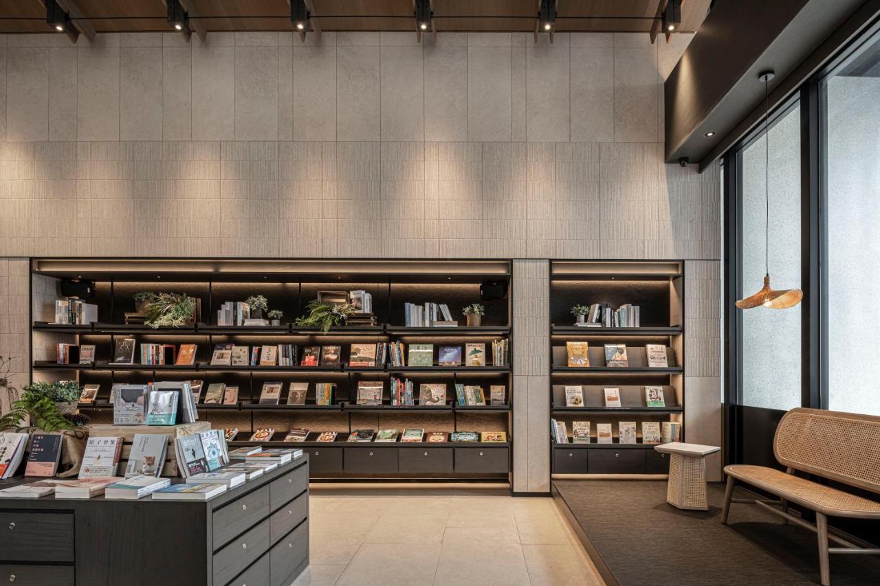 Lakeshore Hotel Hualien Taroko Shunan 외부 사진 The interior of the store