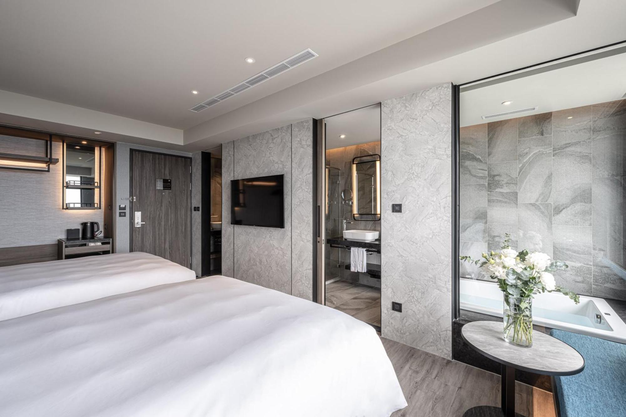 Lakeshore Hotel Hualien Taroko Shunan 객실 사진 Deluxe Room